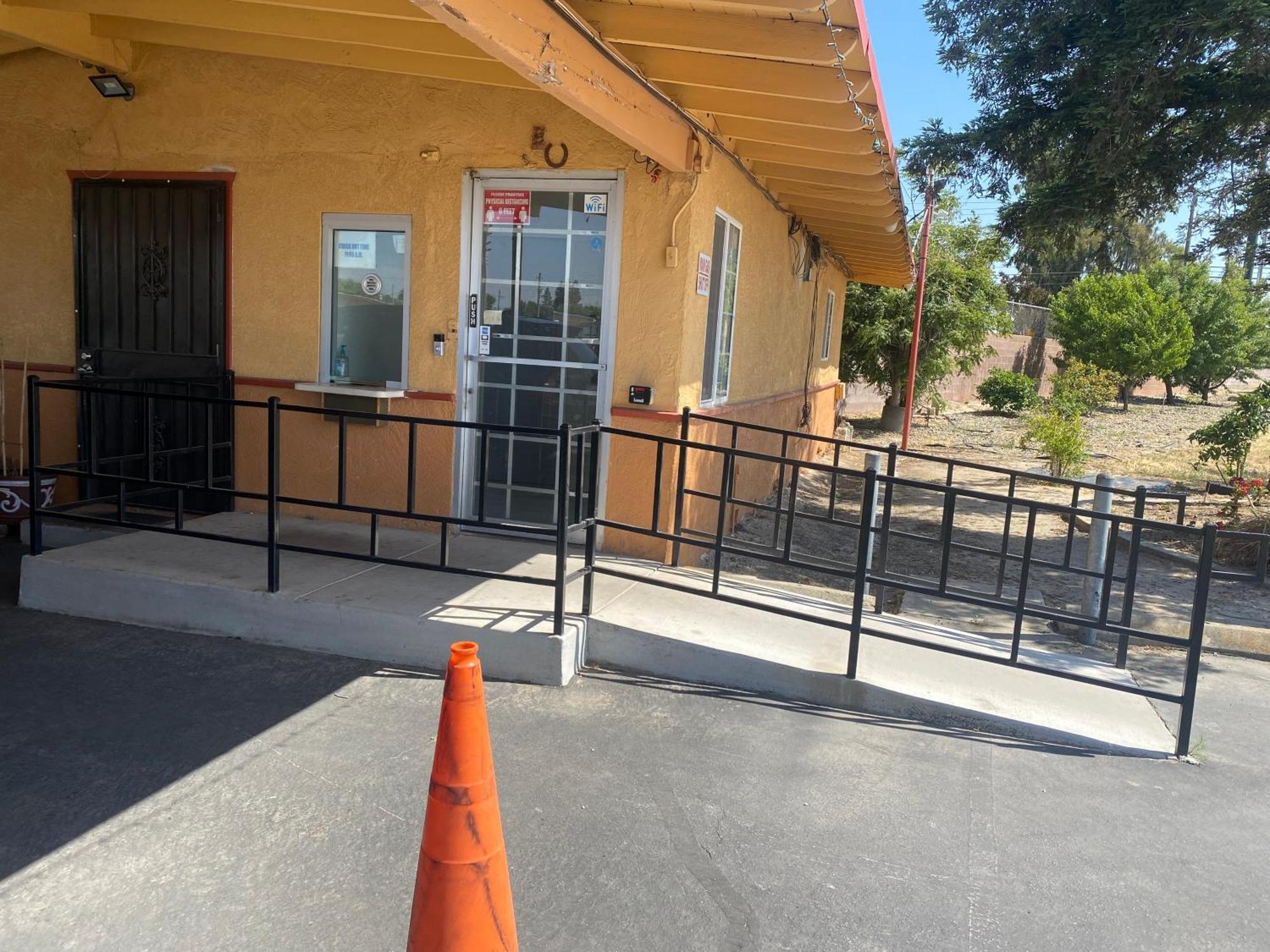 Valley Motel Atwater ภายนอก รูปภาพ